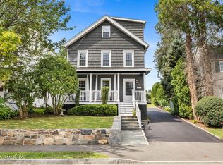 44 Northfield St, Greenwich, CT 06830