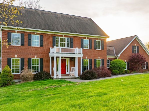 7851 Clarks Chapel Rd, Athens, OH 45701