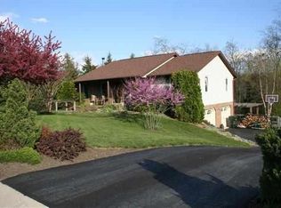 263 Vegas Dr, Hanover, PA 17331