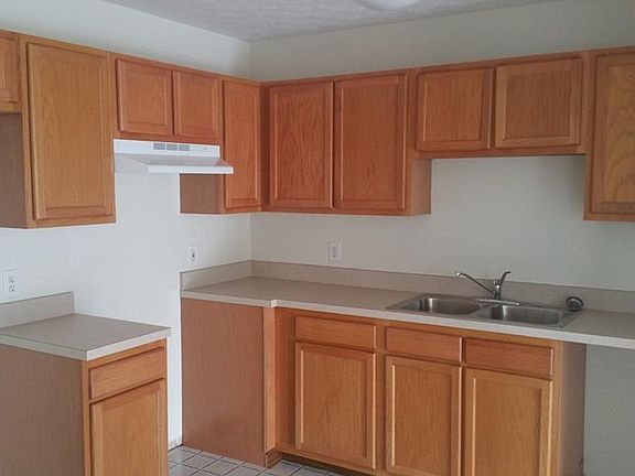 2nd image of 1171 Bell Ave