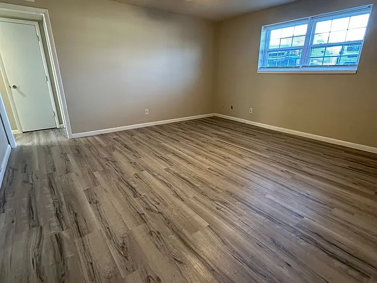 801 S Maguire St — Photo 15