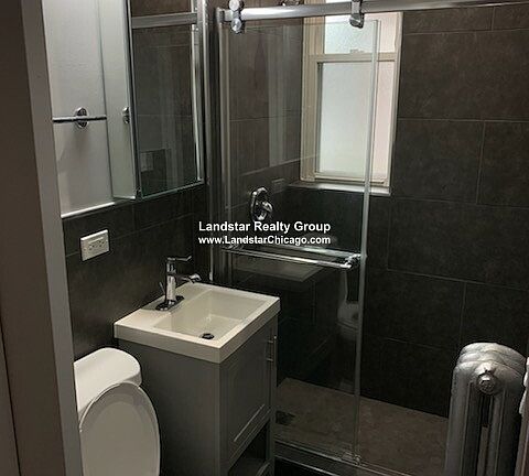 3rd image of 708 W Barry Ave #E1