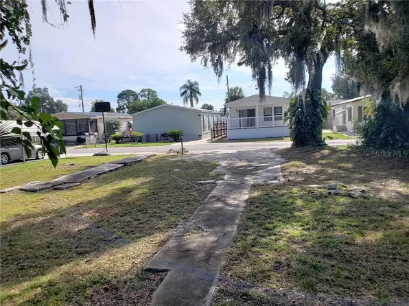 1109 50th Avenue Plz W, Bradenton, FL 34207
