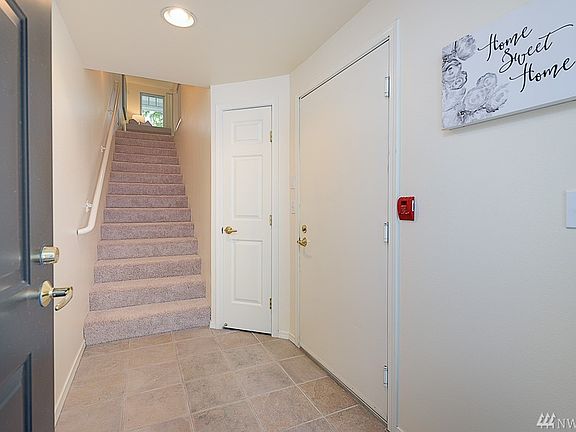 2nd image of 16125 Juanita Woodinville Way NE Unit 1712
