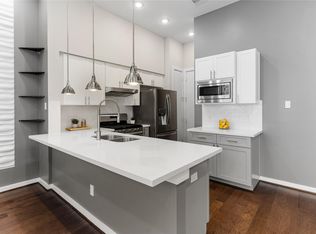 4705 Thornton Grv, Houston, TX 77018