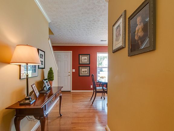4th image of 7309 Middlebrook Cir