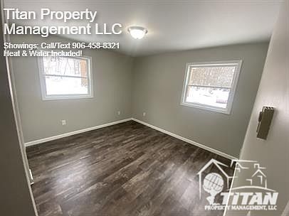 4th image of 1039 Maas St #6
