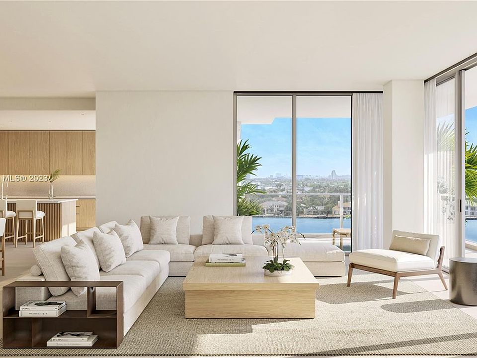 1st image of 551 Bayshore Dr #501
