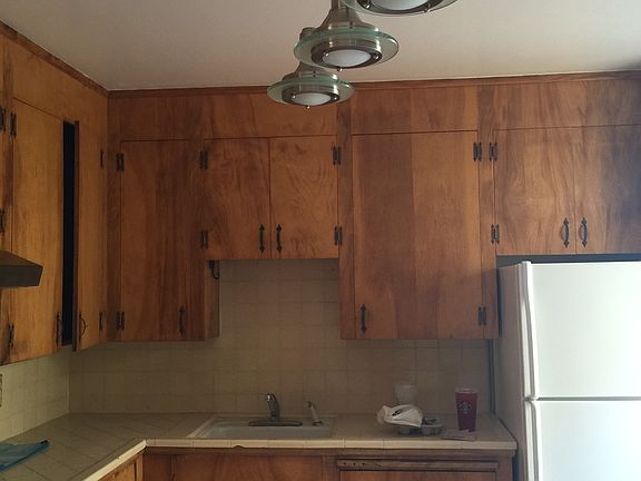 5th image of 49 Bosworth St APT 4