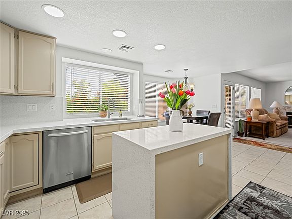 2nd image of 2736 Huber Heights Dr