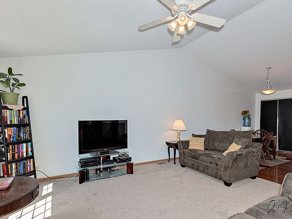 4th image of 25324 W Highland Ave