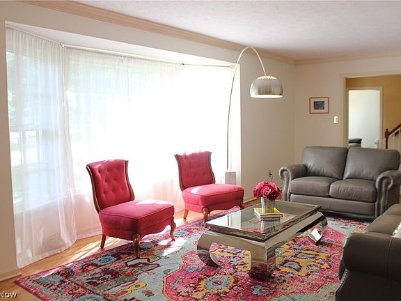 5th image of 109 Clairhaven Dr