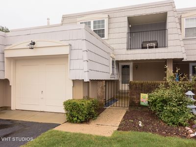 641 Burgundy Ct UNIT E, Elk Grove Village, IL, 60007