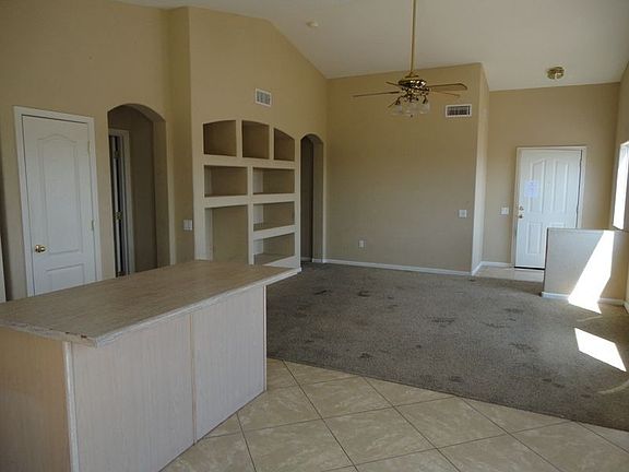 2nd image of 1681 E Daisy Ct