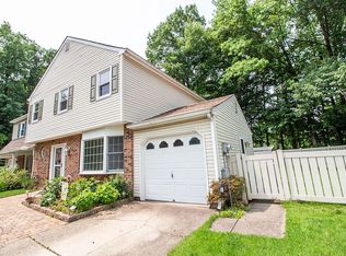 1284 Harrow Cres, Yardley, PA