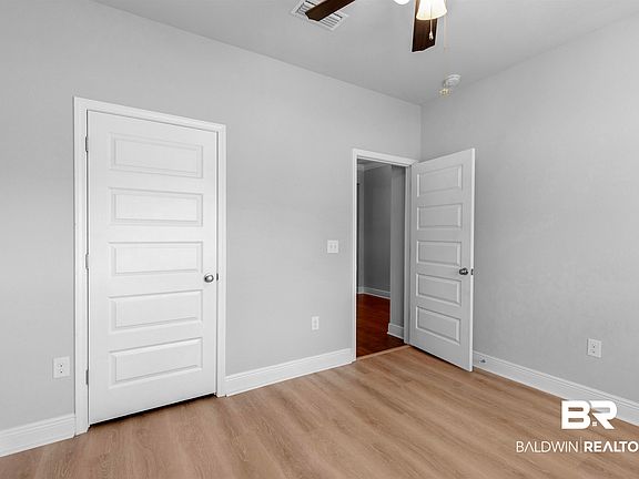3rd image of 26195 Saint Lucia Dr