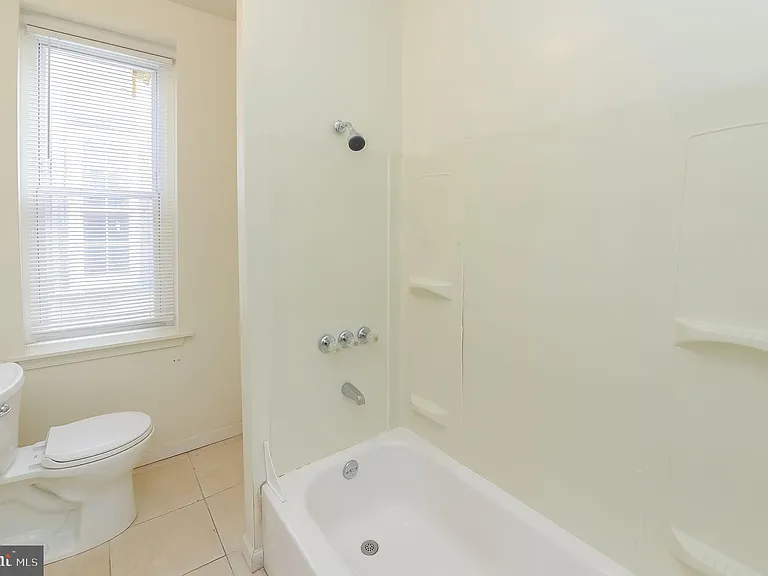 3733 N 15th St #2 — Photo 10
