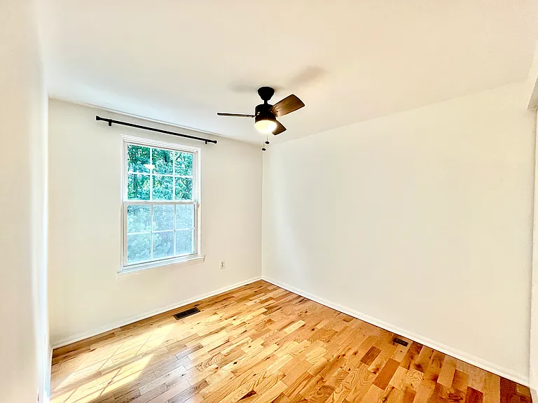 13 Dallington Ct — Photo 22