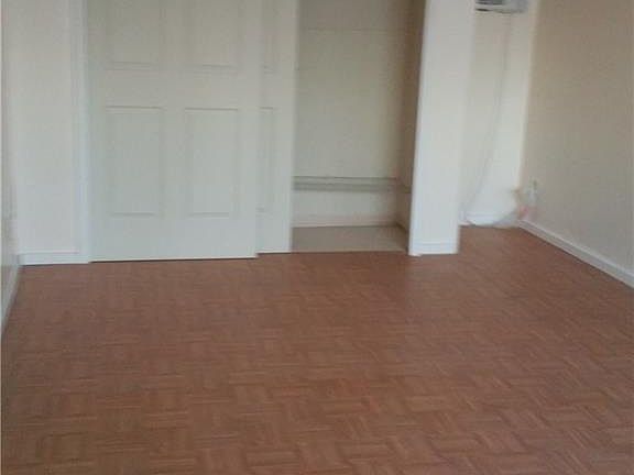 5th image of 232 Red Robin Dr