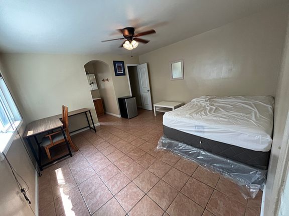 3rd image of 5811 Lindo Paseo #5-room C