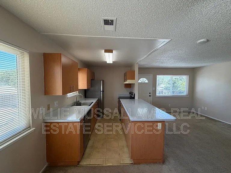 2140 Palisade Ave #4 — Photo 4