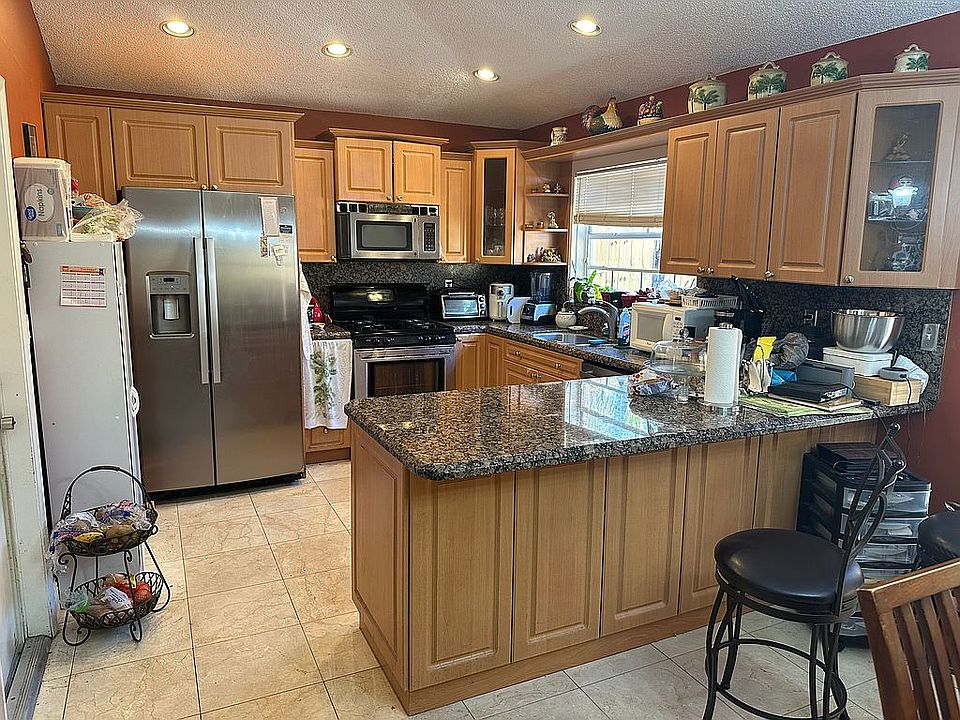 2nd image of 5768 NW 98th Pl