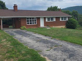 166 Noahs Dr, Shawsville, VA 24162