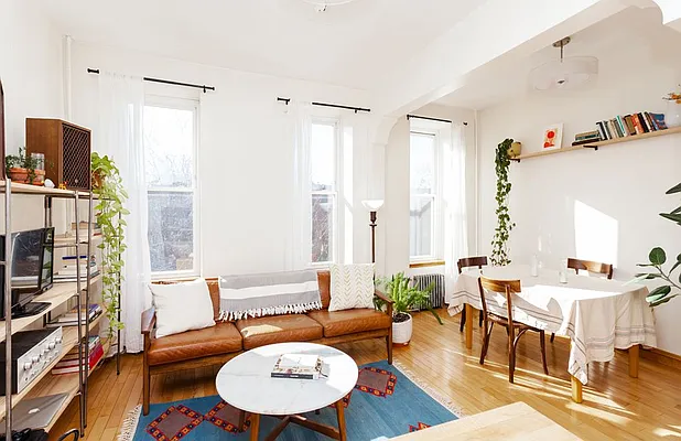 Rented by Ivey North LLC | media 10