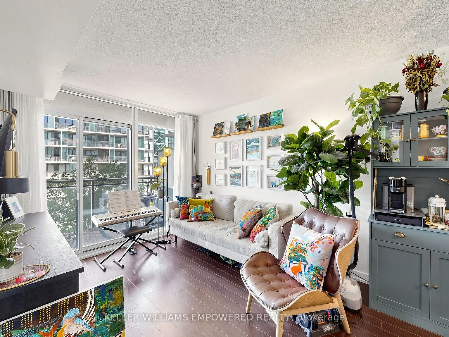 2 bed, $2,800 — Photo 3