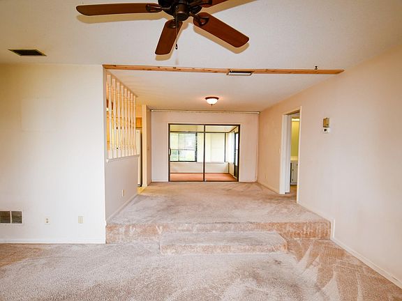 5th image of 37 Federal Ln