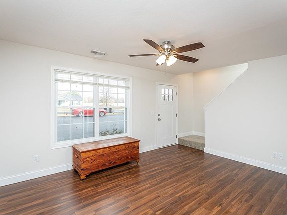 4th image of 203 15th St #D
