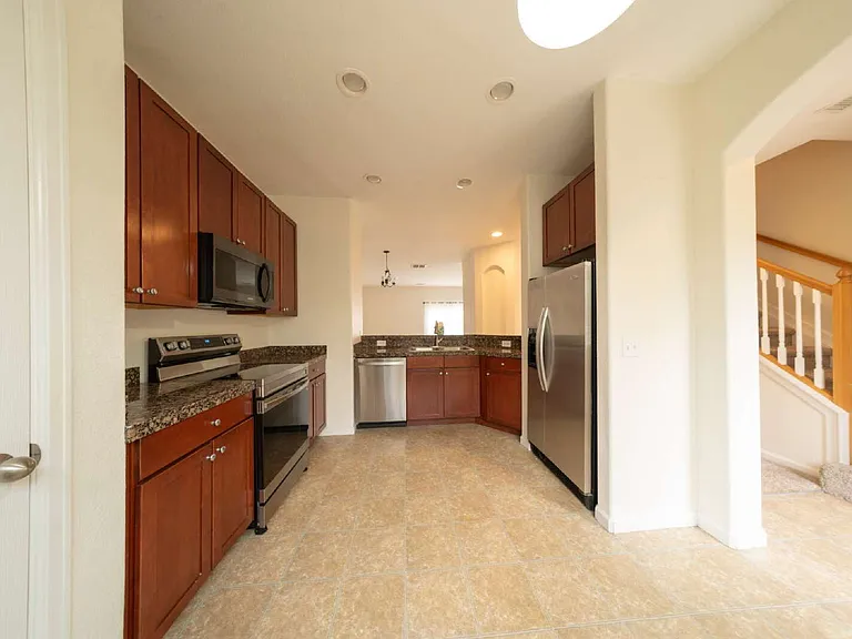 12780 Ivanhoe St — Photo 2