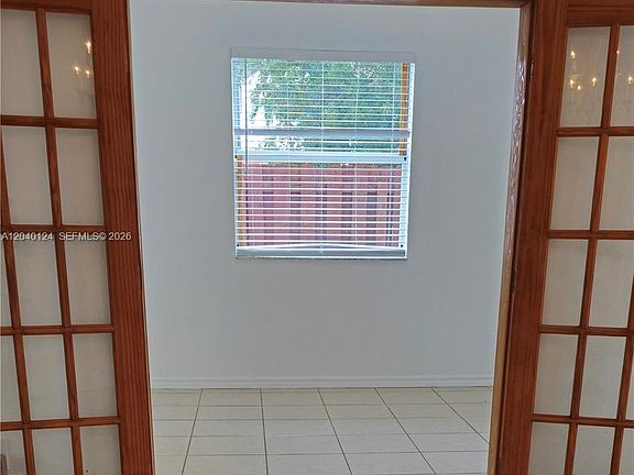 4th image of 2410 SW 153rd Psge