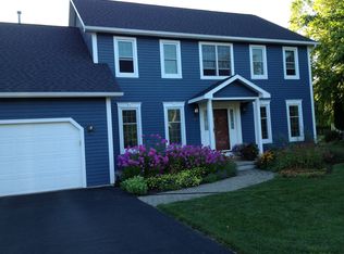 4909 Macgregor Ln, Syracuse, NY 13215
