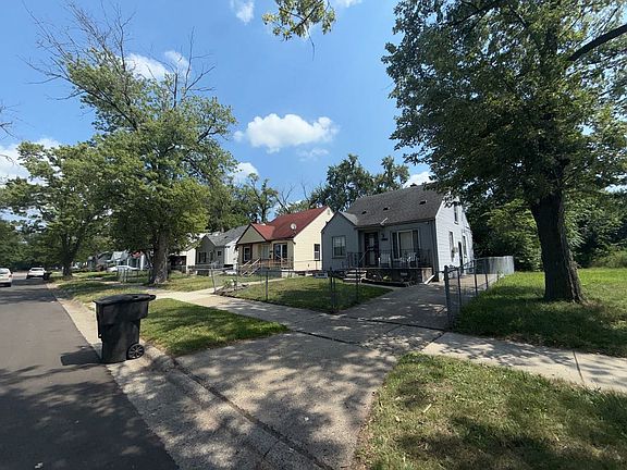 4th image of 19460 Archdale St