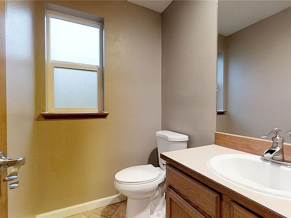 4th image of 8514 109th St E