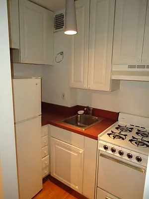 Rented by Village Living Realty | media 2