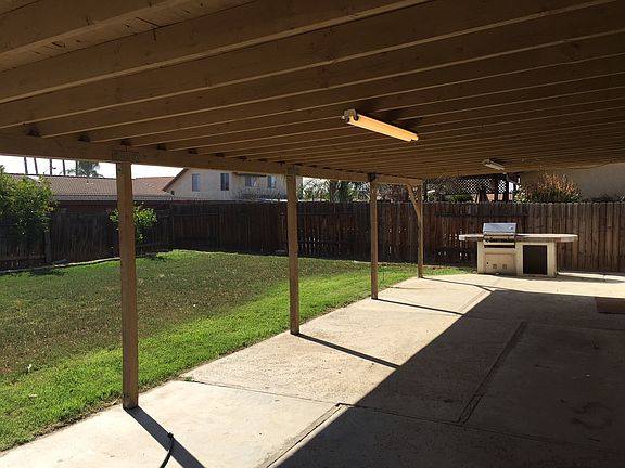 4th image of 23289 Old Valley Dr