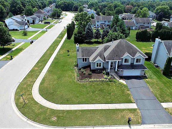 4th image of 1310 Autumnwood Ct