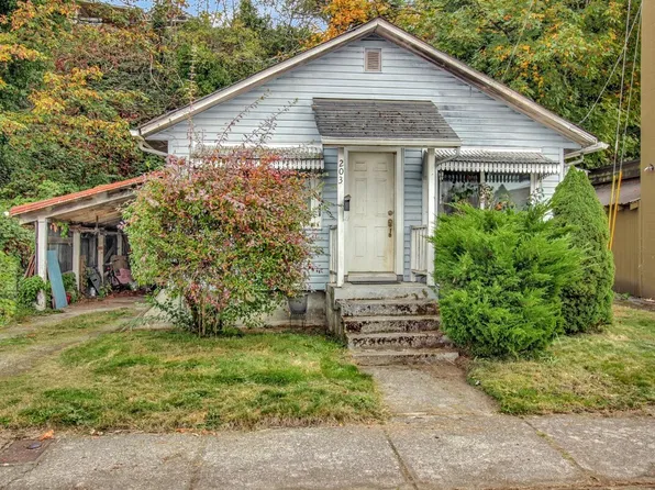 203 N Macleod Avenue, Arlington, WA 98223