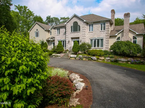 89 & 94 Dunmore Ct, Lenox, MA 01240