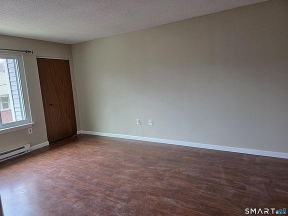 3rd image of 85 Niles Hill Rd Unit 13