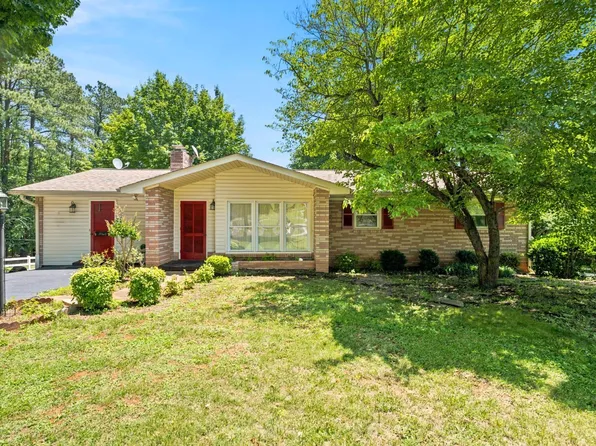 201 Frazier Rd, Altavista, VA 24517