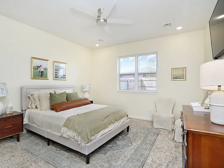 1812 Sutter Woods Rd — Photo 17