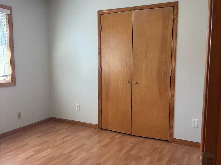 3101 N Newhall St #C — Photo 28