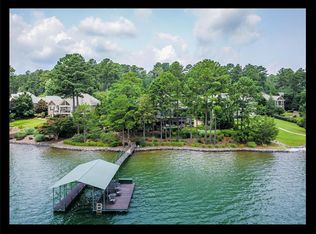 203 Pinecroft Ct, Seneca, SC 29672