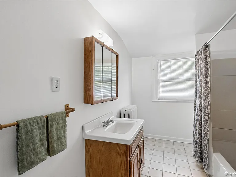 208A Wheatley Rd — Photo 26