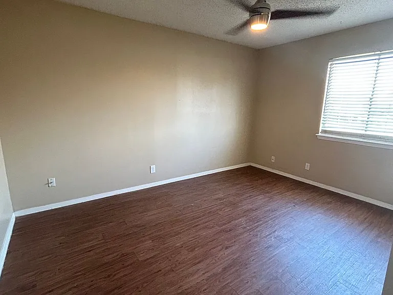 7208 Creekside Dr #D — Photo 14