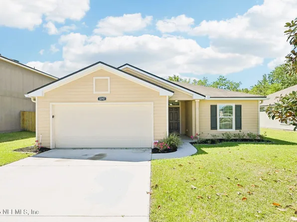 3292 CANYON FALLS Drive, Green Cove Springs, FL 32043