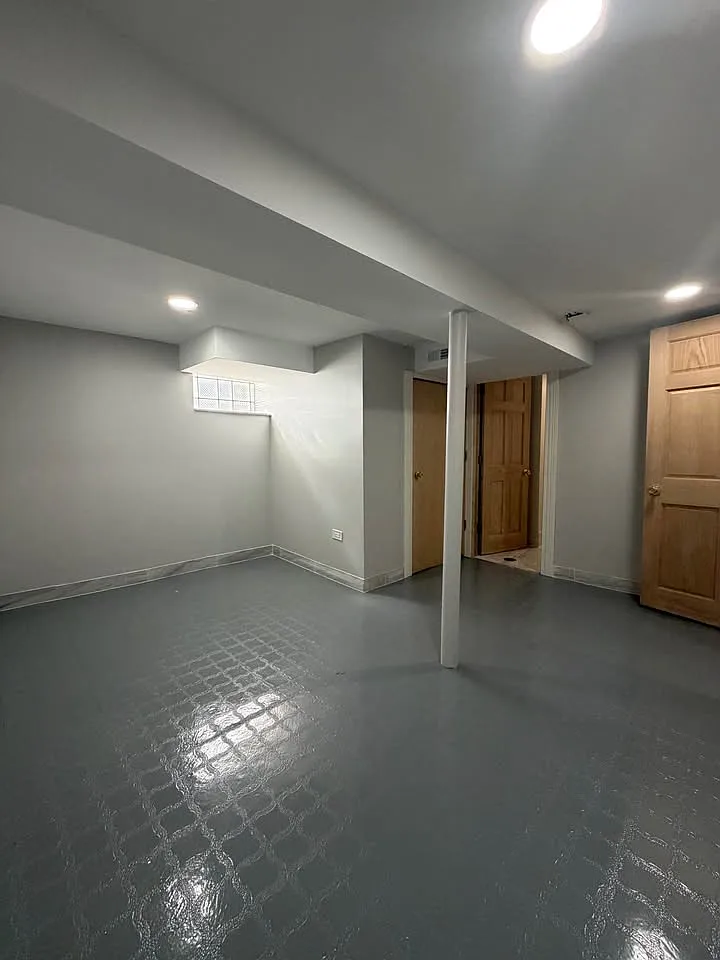 Studio, 968 sqft, $1,300 — Photo 3